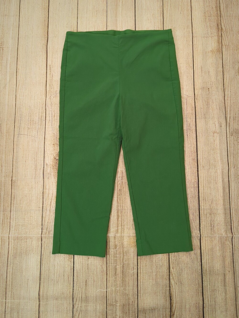 Chico's Brigitte Slim Pull On Ankle Pants Kelly Green size 1.5 US 10